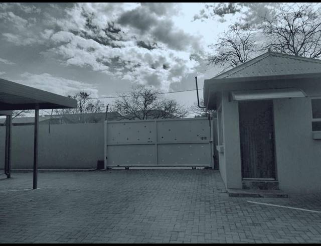 BUSINESS PROPERTY TO RENT IN NORTHMEAD